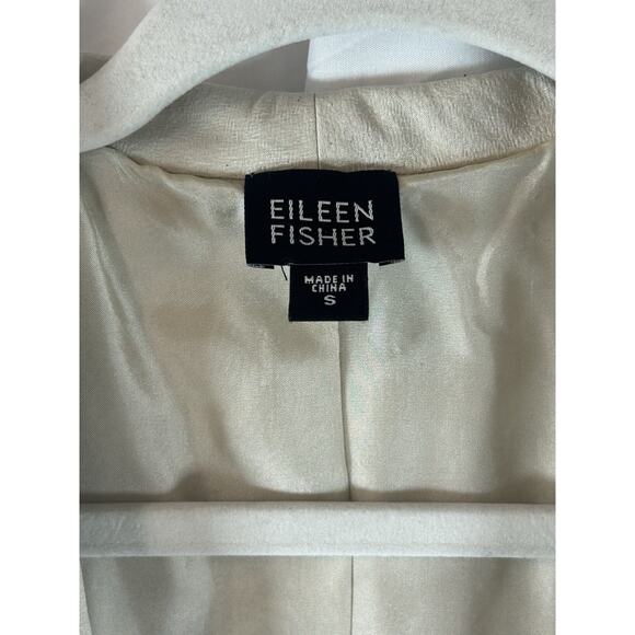 Eileen Fisher Blazer Small 100% silk cream Lightweight Jacket Quiet Luxury - Picture 2 of 6